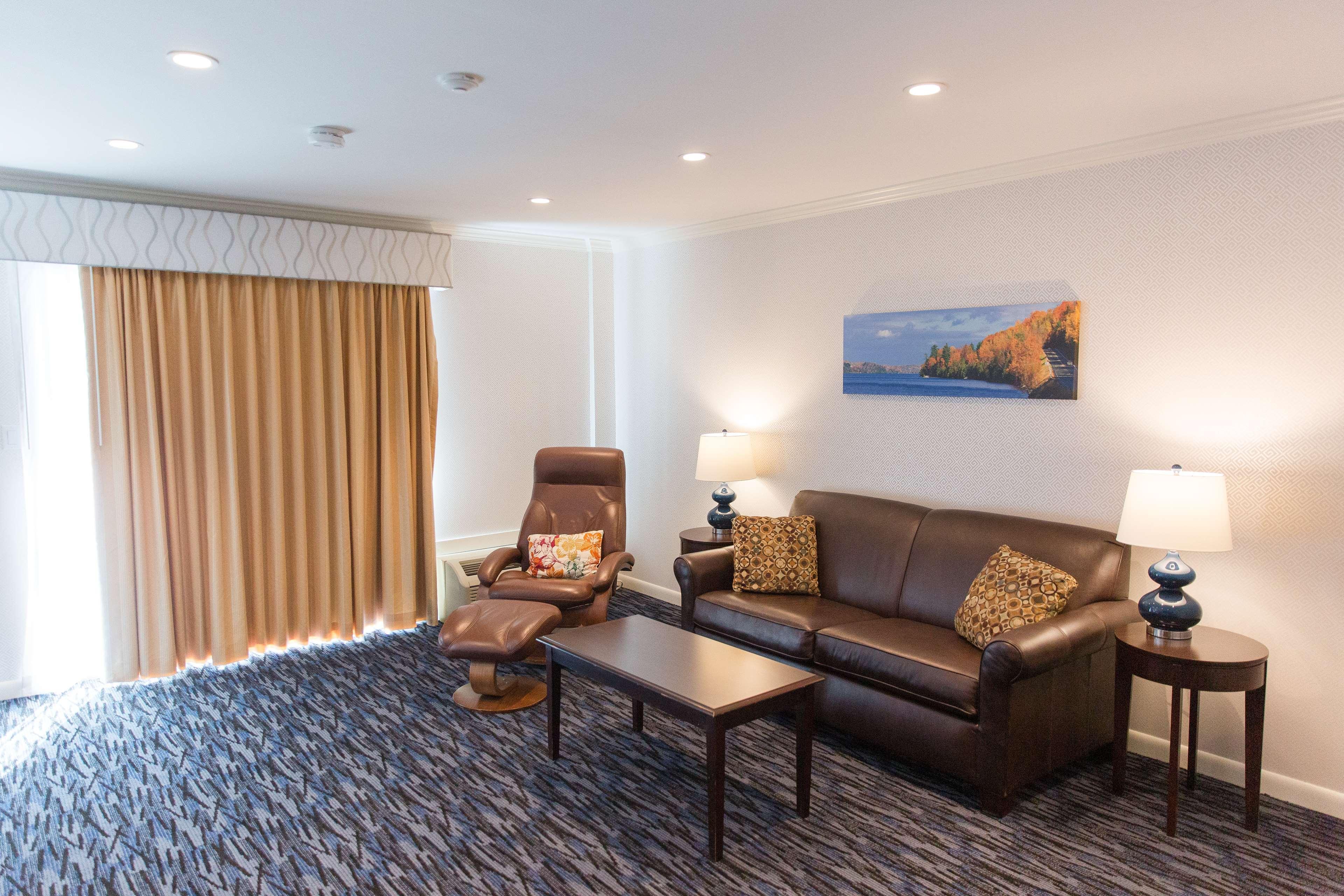 Capitol Plaza Hotel Montpelier Tapestry Collection By Hilton Екстер'єр фото