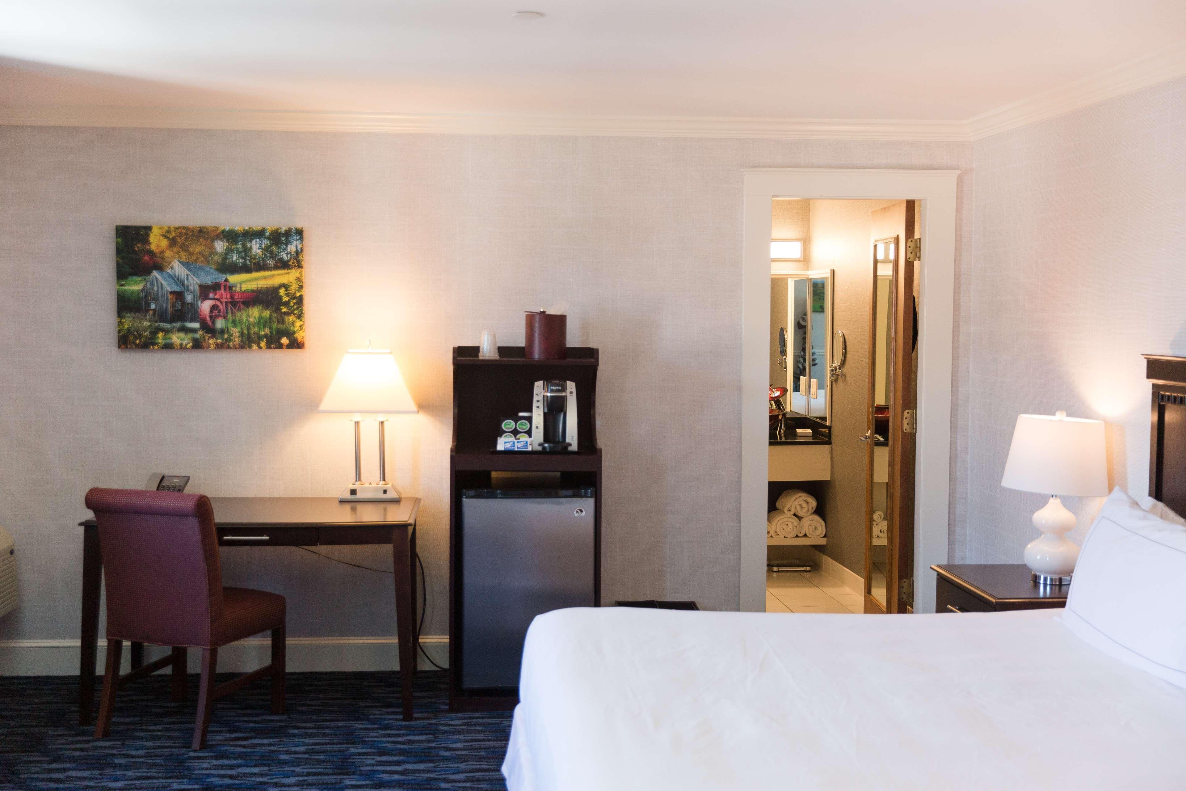 Capitol Plaza Hotel Montpelier Tapestry Collection By Hilton Екстер'єр фото