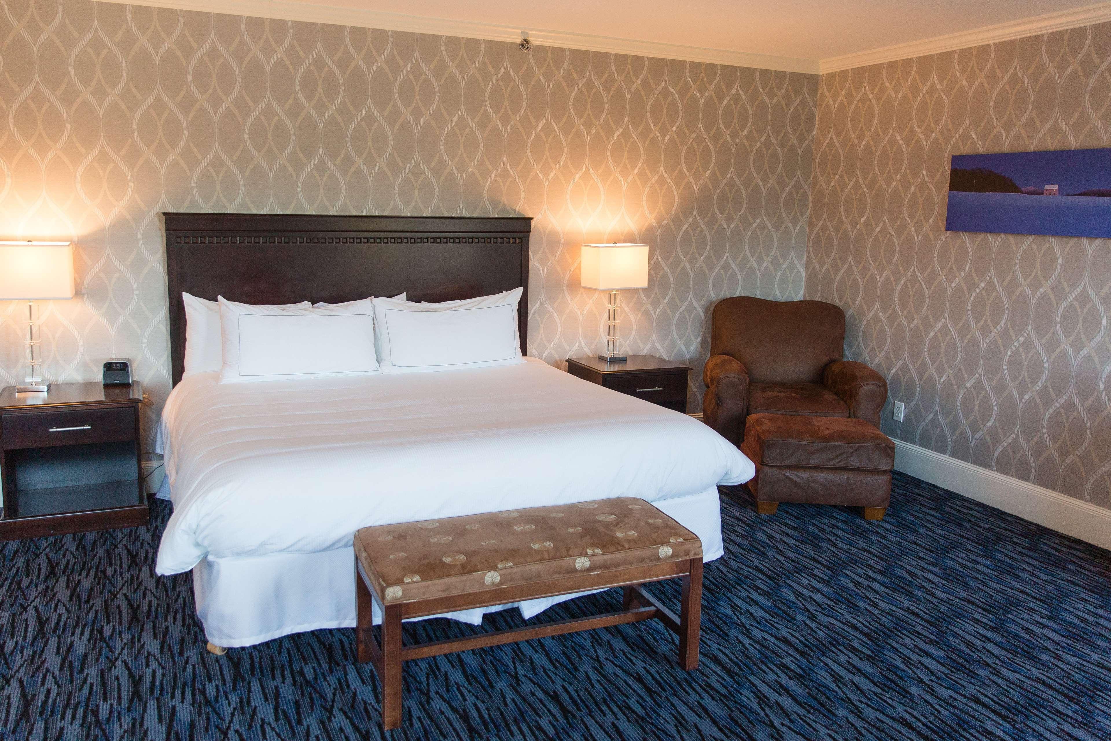 Capitol Plaza Hotel Montpelier Tapestry Collection By Hilton Екстер'єр фото
